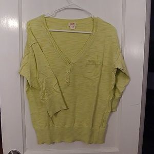 Lightweight v-neck sweater